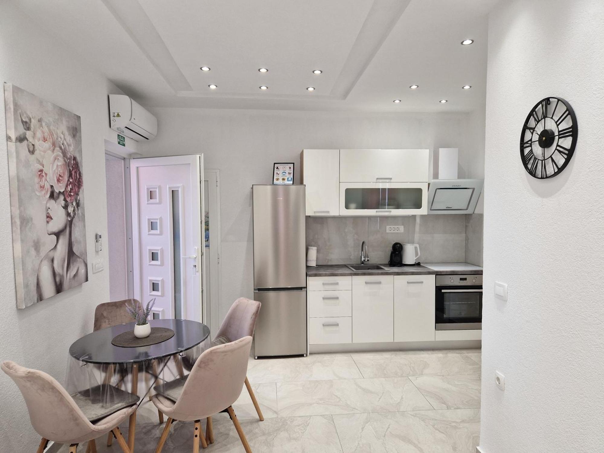 Apartmani Lavanda Centar Makarska Exterior foto